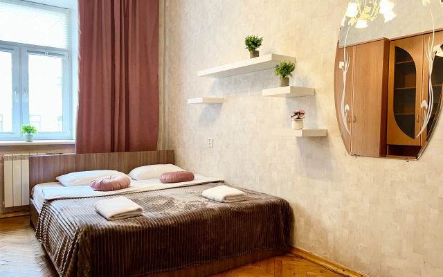 Квартира трехкомнатная на Апраксином переулке Гости Дома