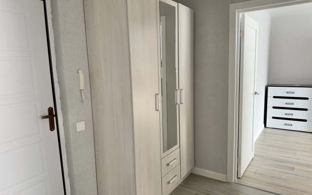 V Shage ot Dostoprimechatelnostey i Naberezhnoy Flat