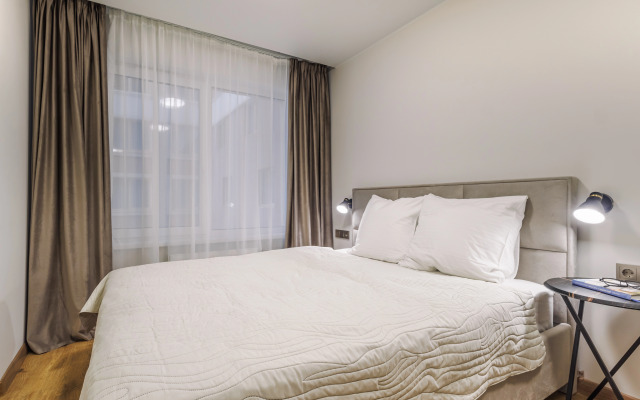 U Metro Kirovskiy Zavod Apartments