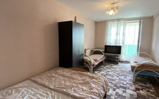 15-y mikrorayon 22 Apartments