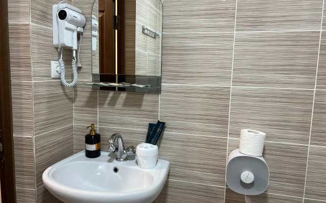 Shatun Hotel