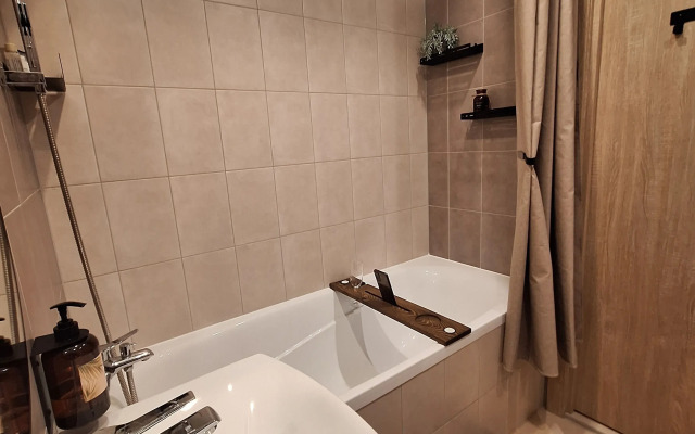 Na Botanicheskoy ulitse 12 Flat