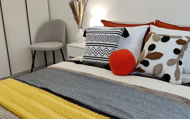 Квартира у метро