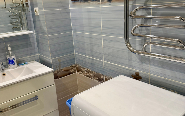 Dvukhkomnatnaya s kachestvennym remontom Flat