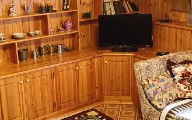 Четырёхместный номер Standard с видом на город (терраса) — фото 4