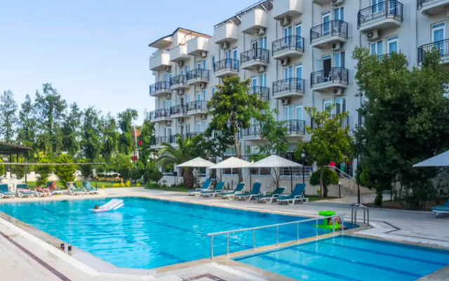 Tal Beach Hotel