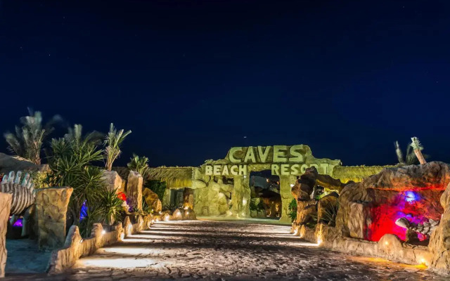 Caves Beach Resort - Adults Only