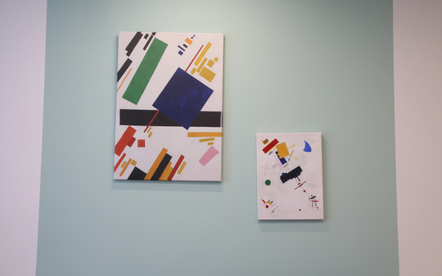 Malevich - Myata, Lavanda I Gorykiy Shokolad V Interyere Apartments