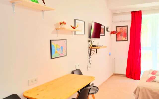 Апарт-отель Nebula's Red&White Apartment