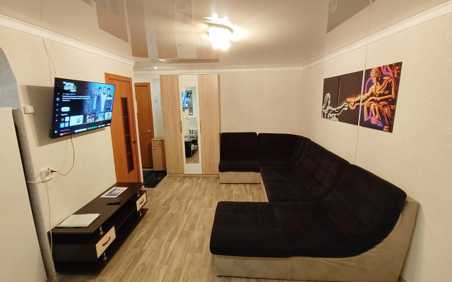 S Vidom Na Ploschad Pyat Uglov Flat
