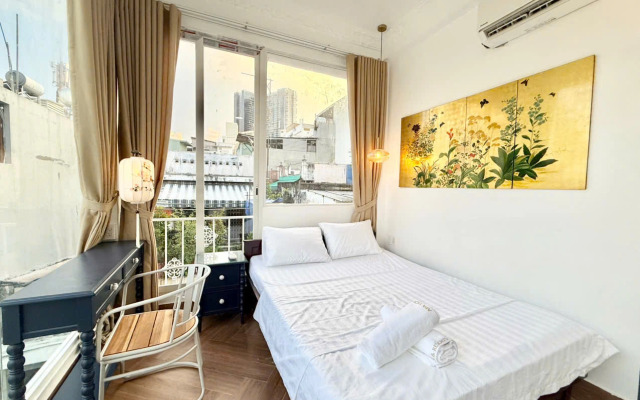 Cherry Blossom Entire Bui Vien Private house