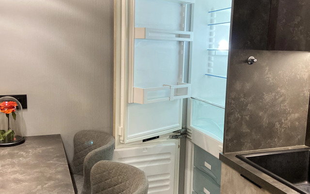 Квартира Уютная с видом на мост Влюбленных