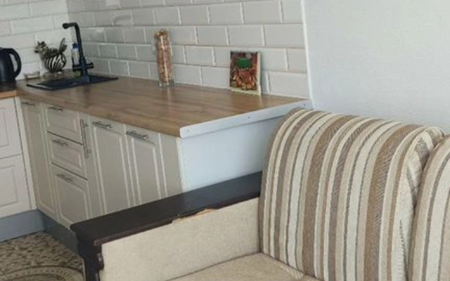 Квартира двуxкомнaтная рядом с лесом