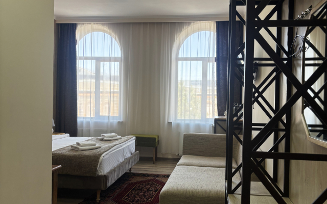 21 Rooms Hotel