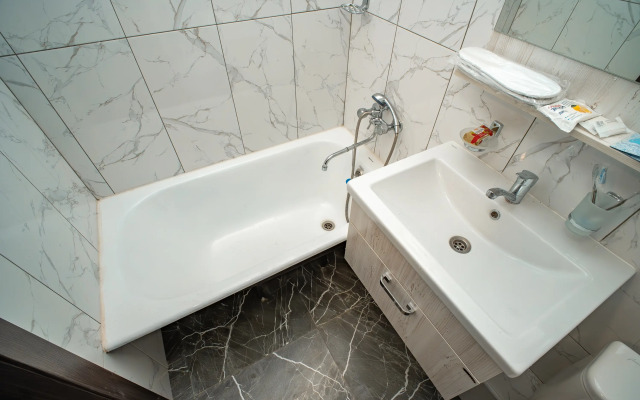 Volkhovskaya Flat