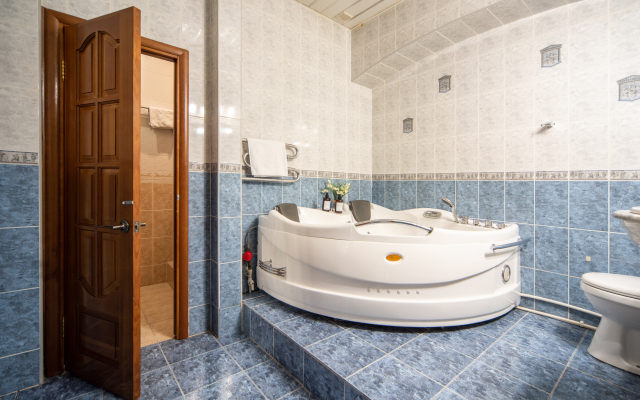 GM in the Historical Center of the Capital Apartments