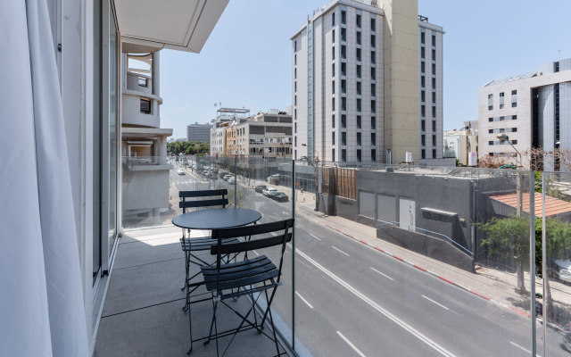 Blueground at Tel Aviv Port - ID72 Apartments