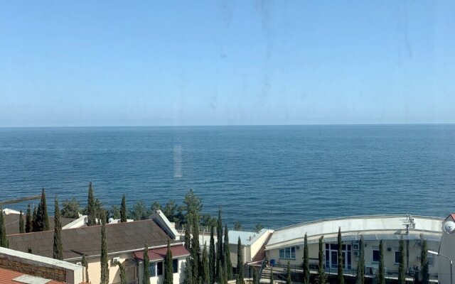 Апартаменты Лаванда  двухкомнатные с балконом и видом на море