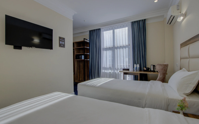 Resident Hotel