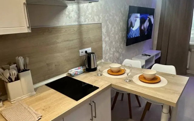Uyutnaya i Svetlaya v Novom Zhilom Komplekse Flat