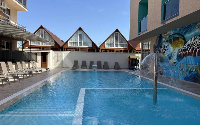 Aleksandra Hotel