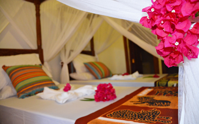 Aya Beach Bungalows Hotel