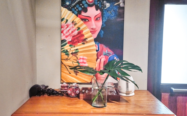 Prince Theatre Heritage Stay Hostel - Silom