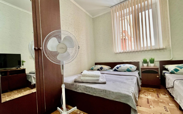 Гостевой дом на улице Новороссийская 196