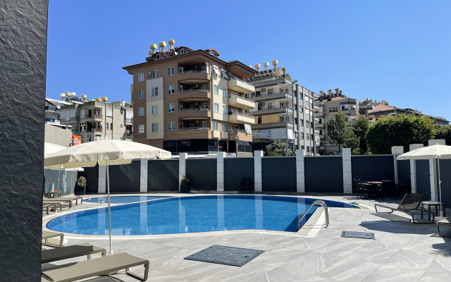 V 500m ot Plyazha Cleopatra Flat