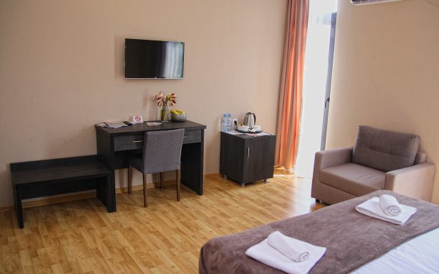 Rogalux Hotel