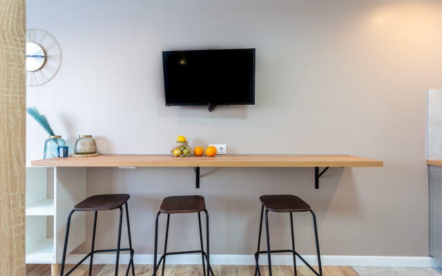 Morent s dizaynerskim remontom v ZHK «Frukty» Apartments