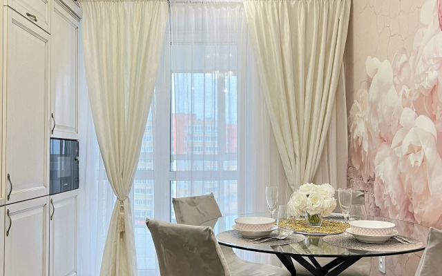 Квартира Роскошная Kravc Group с камином и просторной лоджией