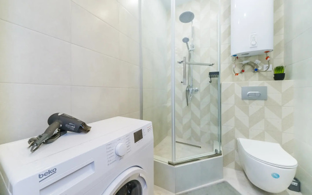 319 svetlye v ZhK Letniy dlya semi Apartments