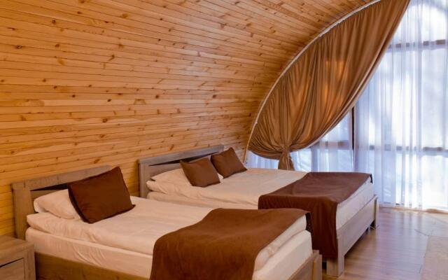 Ski Paradise Karakol Hotel