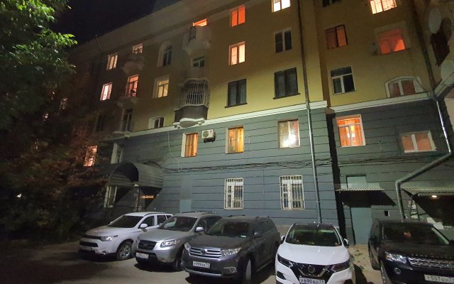L.v.hotels Na Pervomayskaya 9 Flat