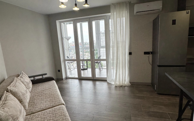Sovremennaya uyutnaya kvartira ryadom s Mamaevym Kurganom Flat