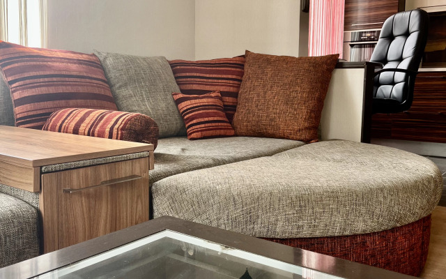 Riga V Samom Tsentre S Zakrytoj Parkovkoj Flat