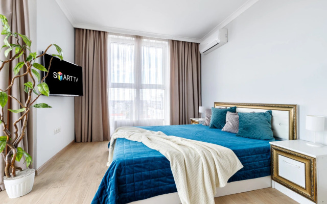 Апартаменты Полулюкс с Балконом и Красивым Видом Юг-Апарт