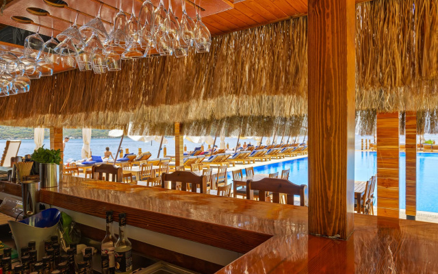 Отель Doria Hotel & Yacht Club