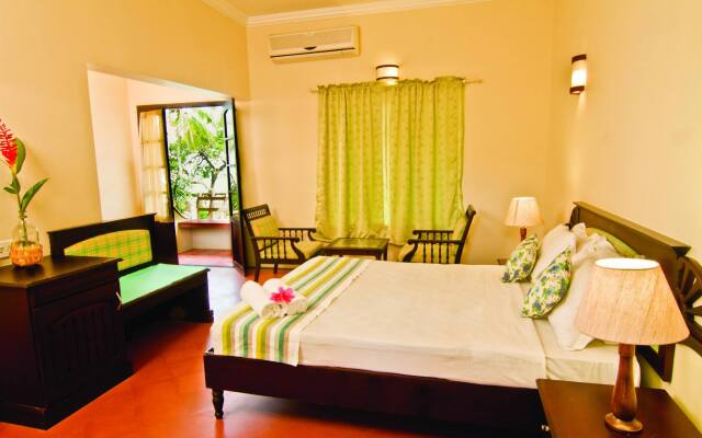 Blooming Bay - Clifftop Beach Resort