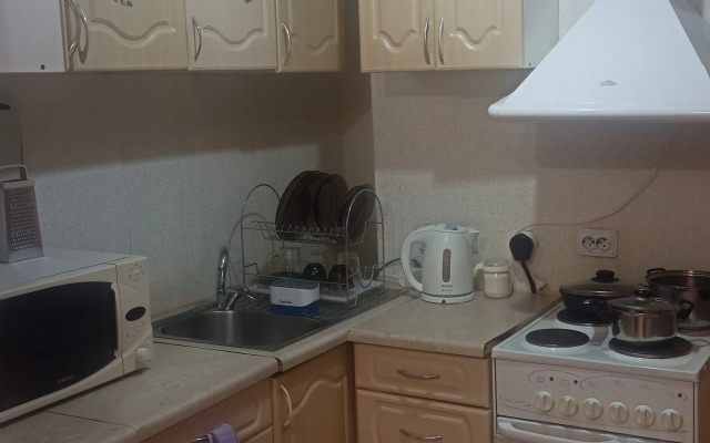 Uyutna studiya v tsentre Zakamska Flat