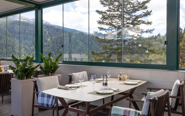 Mairi Park Hotel