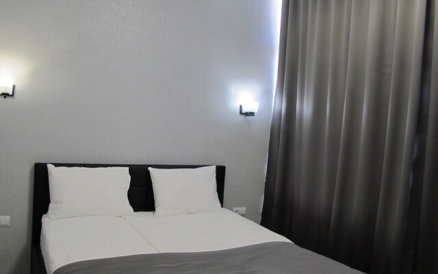 Na Bulvare Nadezhd 6/2 Apartments