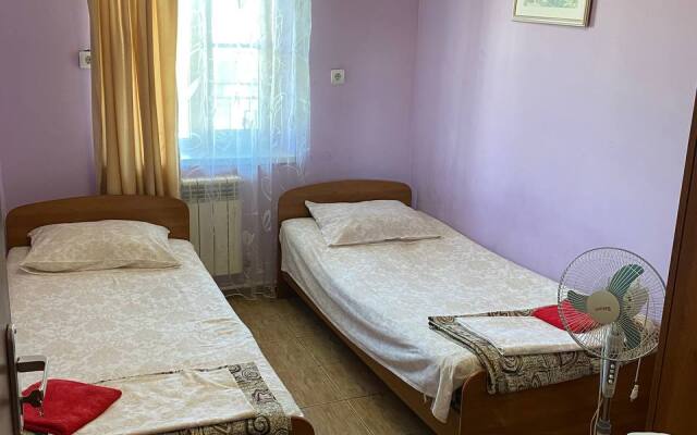 Tsezar Guest House