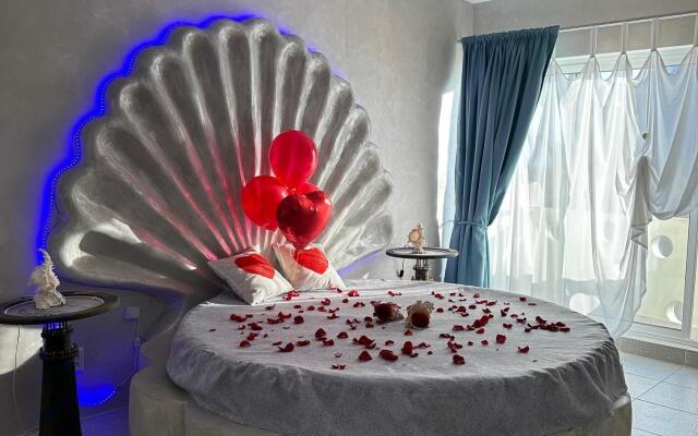 Apartment Seashell
