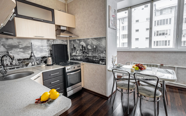 S Dushoy Apartments