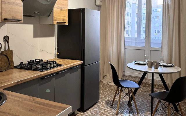 Квартира у парка 300-летия