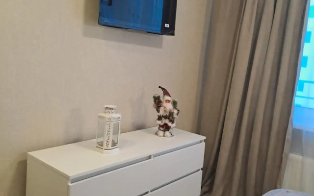 Studiya na 4 etazhe Apartments