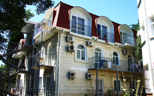 Laskovy bereg Hotel