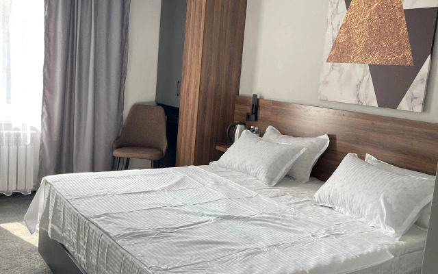 Hotel Airis Residence